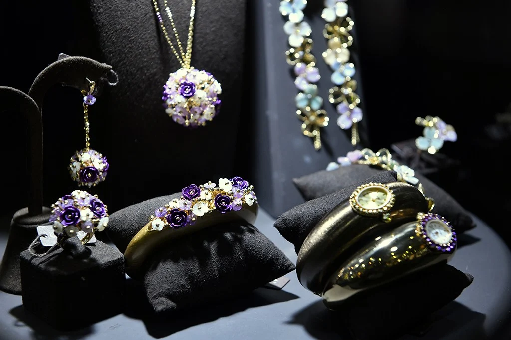 What is the largest jewelry shows in Europe?